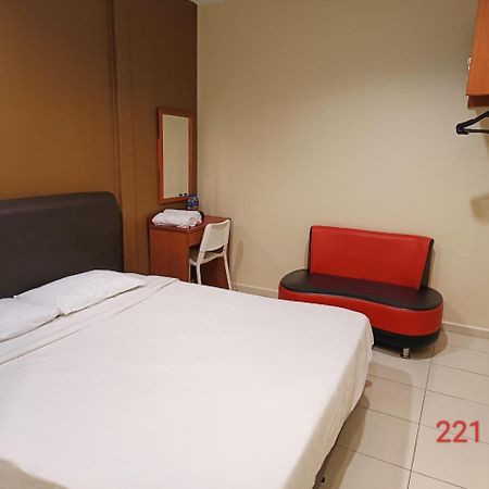 Doris Hotel Malacca Extérieur photo